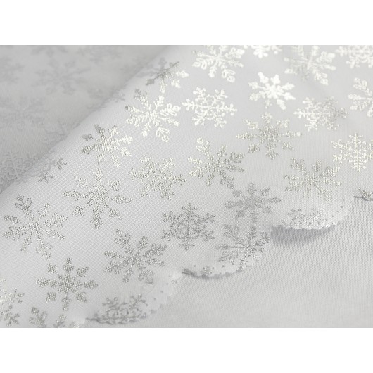 Obrus świąteczny biały w śnieżynki 140x220cm SILVER SNOW - Nie Tylko Firany