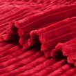 Miękki koc wytłaczany czerwony 200x220cm SEVILLA - Nie Tylko Firany